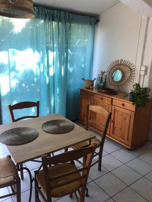 Grand Studio Veranda Et Terrasse Carqueiranne Esterno foto