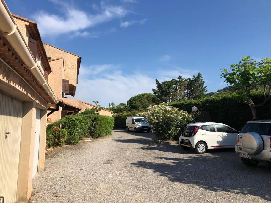 Grand Studio Veranda Et Terrasse Carqueiranne Esterno foto